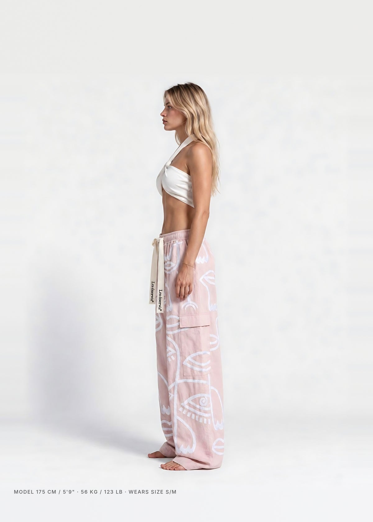 Siam Oversize Rose - Women worn by model 175 cm / 5'9", wears size S/M - MAISON LES ÉNERVÉS