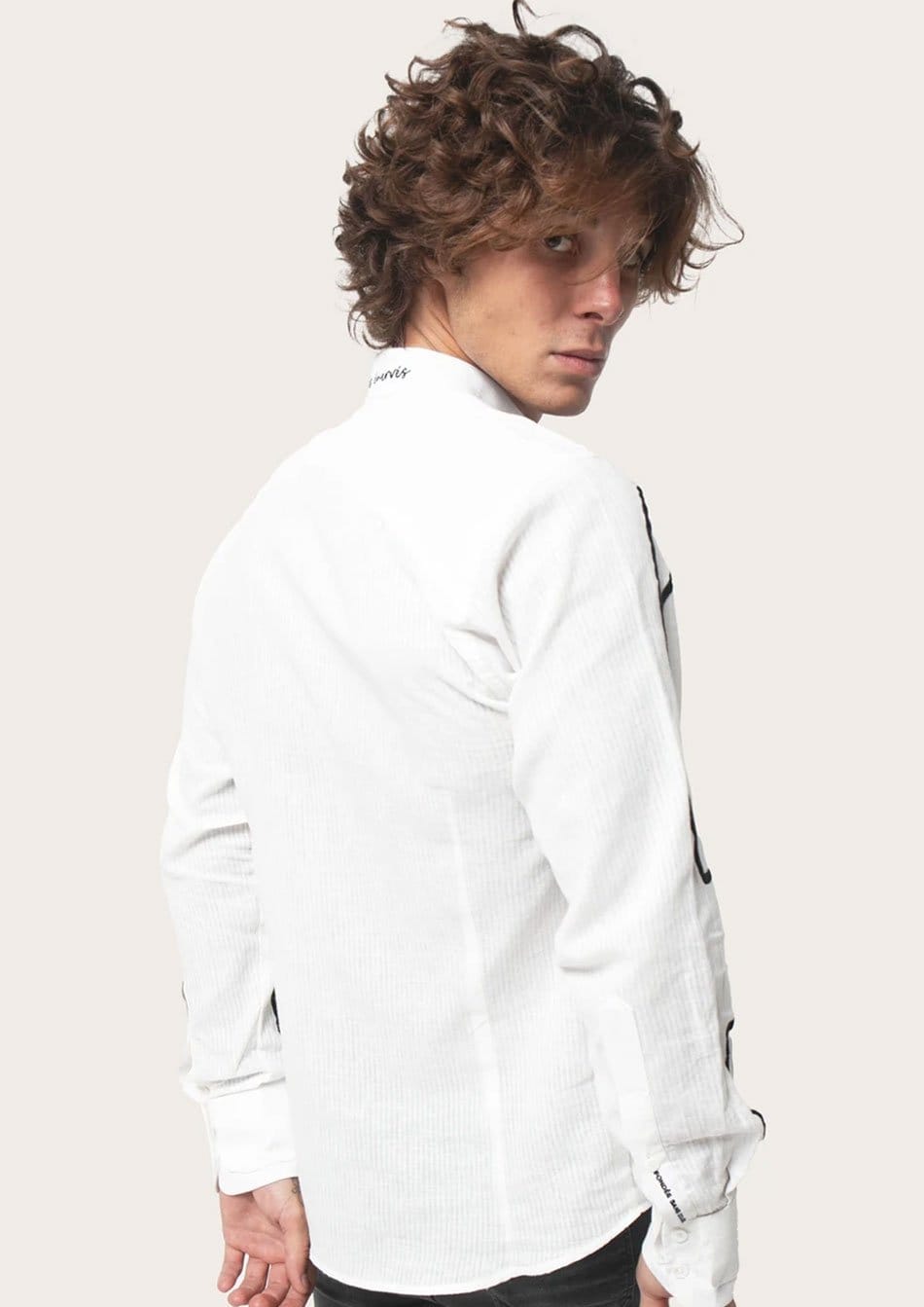 The Nejjar Linen and Cotton Shirt, Black Embroidery - Maison Les Énervés